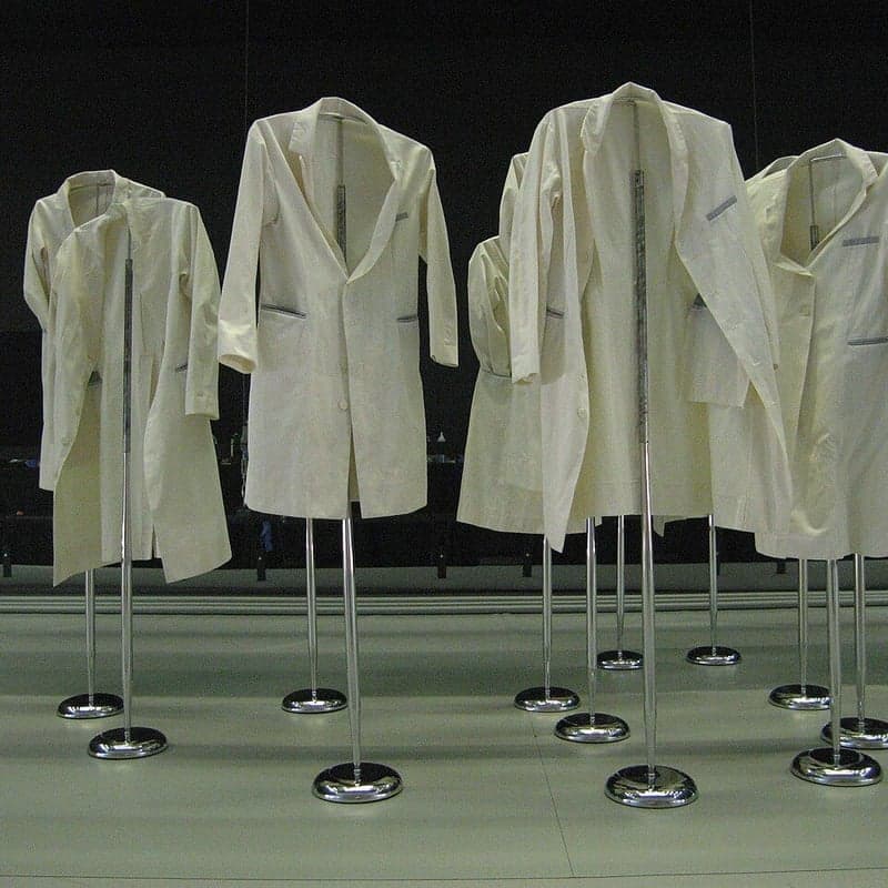 Batas para paciente y de laboratorio